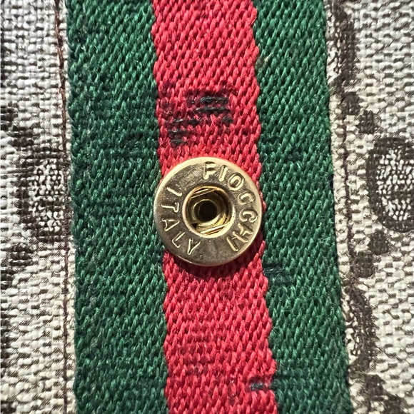 Authentic Gucci Vintage Trifold Long Wallet - GUC - Picture 8 of 10